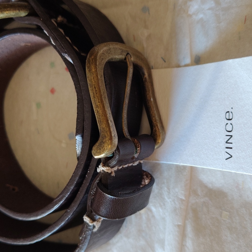 NWT VINCE GENUINE  LEATHER BELT